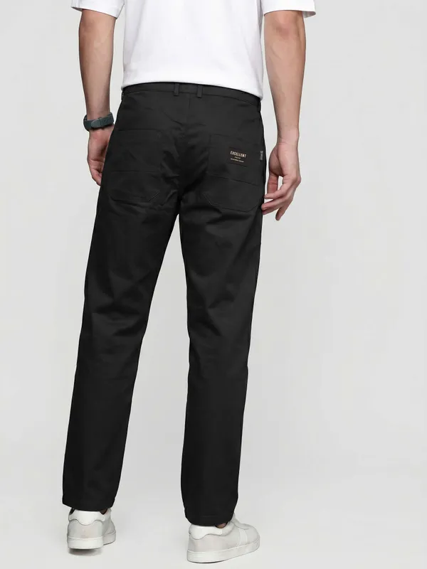 DK_OLIVE_Technical_Fabric_Cargo_Pants_for_Men
