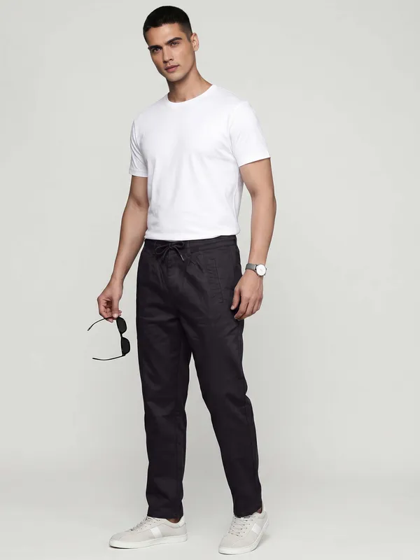 Black_Technical_Fabric_Cargo_Pants_for_Men