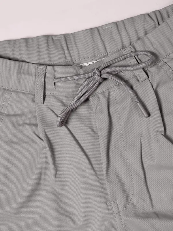 LT_GREY_Technical_Fabric_Cargo_Pants_for_Men