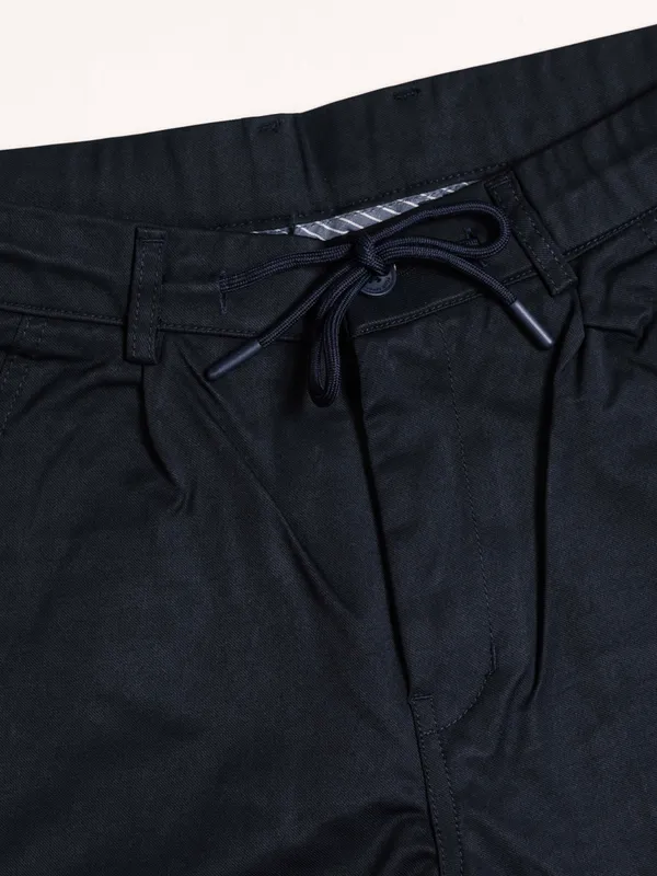 Navy_Blue_Technical_Fabric_Cargo_Pants_for_Men