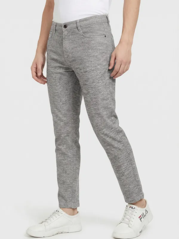 Mens_Grey_Textured_Slim_Fit_Casual_Trousers