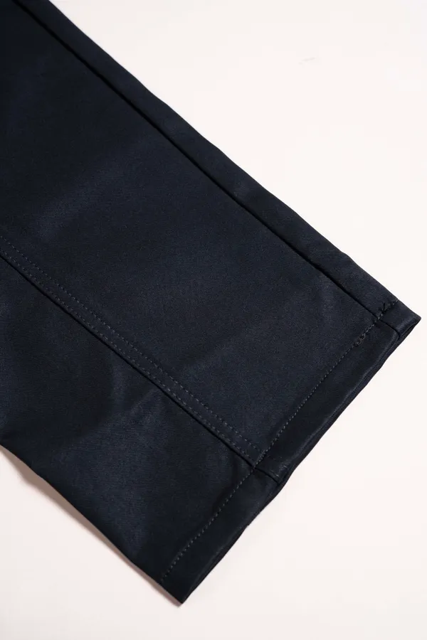 Navy_Blue_Technical_Fabric_Cargo_Pants_for_Men