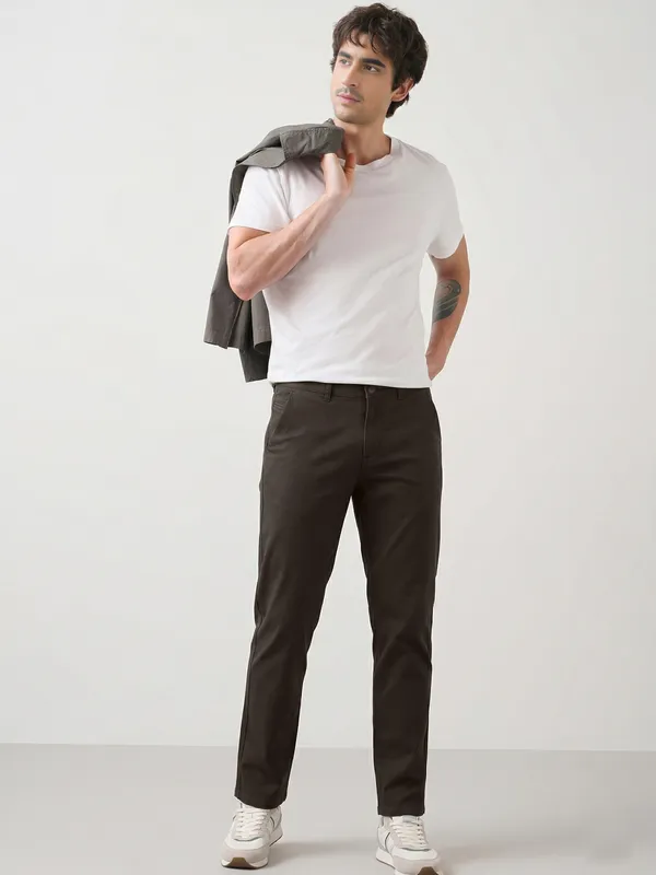 DK_OLIVE_Solid_Slim_Fit_4WAY_STRETCH_Trousers_for_Men