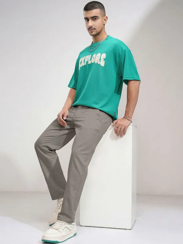 Mens_grey_Olive__casual__Trousers_With_Flat_Front_And_Straight_Fit