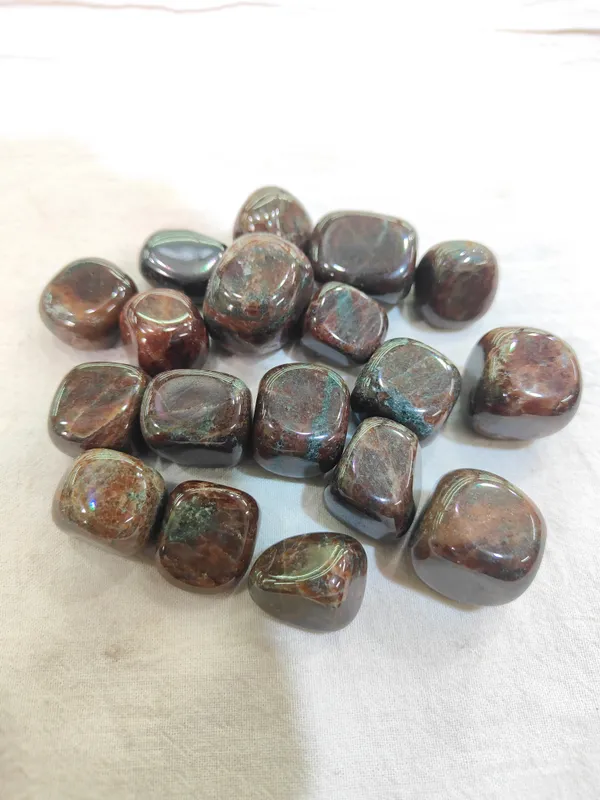 Garnet_Tumble