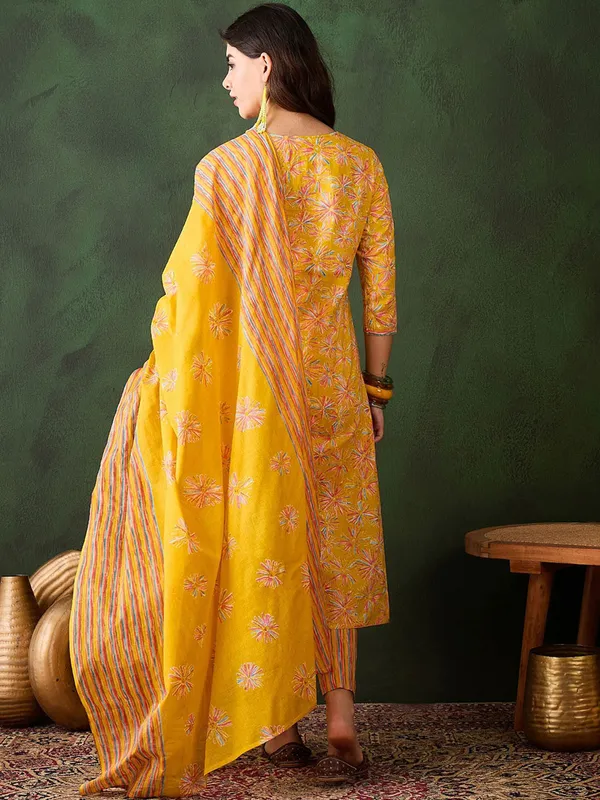 TATVANI_–_Cotton_Kurti_Pant_Dupatta_Set