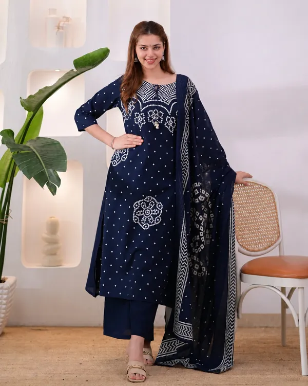 TATVANI_–_Cotton_Printed_Kurti_Pant_Dupatta_Set