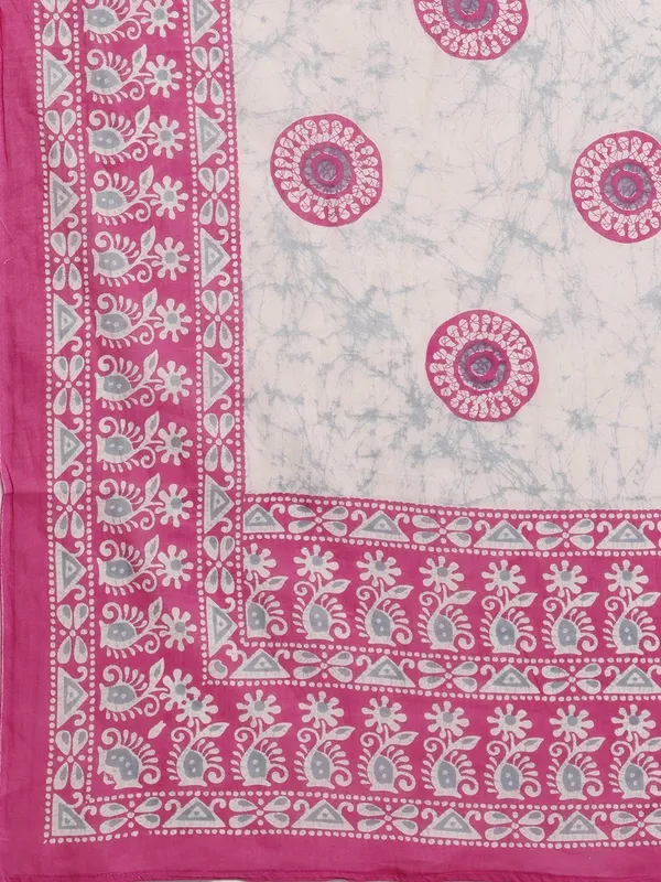 TATVANI_–_Cotton_Printed_Kurti_Pant_Dupatta_Set