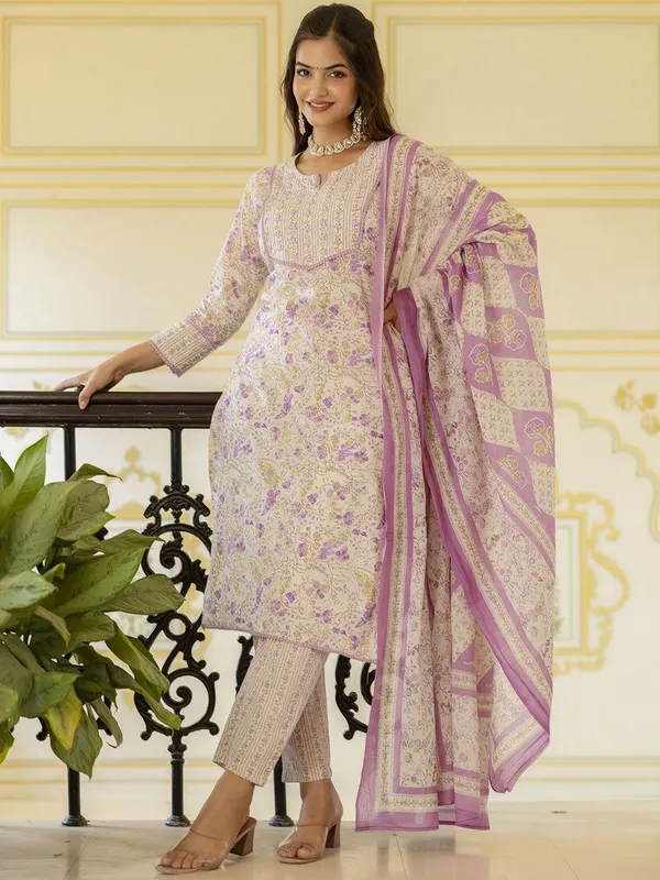TATVANI_–_Cotton_Printed_Kurti_Pant_Dupatta_Set