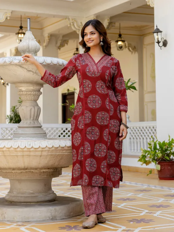 TATVANI_–_Cotton_Printed_Kurti_Pant_Dupatta_Set