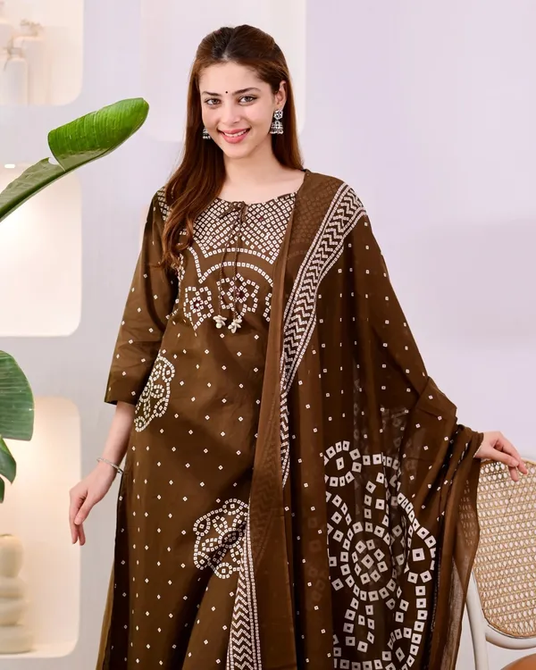 TATVANI_–_Cotton_Printed_Kurti_Pant_Dupatta_Set