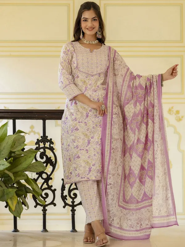 TATVANI_–_Cotton_Printed_Kurti_Pant_Dupatta_Set