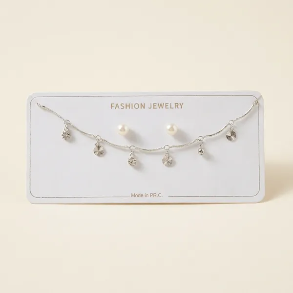 Silver_Minimalist_Fashion_Jewellery_Set_Curved_Bar_Charm_Bracelet_And_Pearl_Earrings