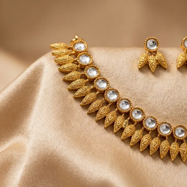 Gold_Antique_Gold_Plated_Kundan_Choker_Necklace_Set_With_Matching_Leaf_Drop_Earrings