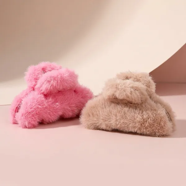 Pink_Elegant_Faux_Fur_Hair_Clamp_Plush_Velvet_Touch_Hair_Accessories_For_Women