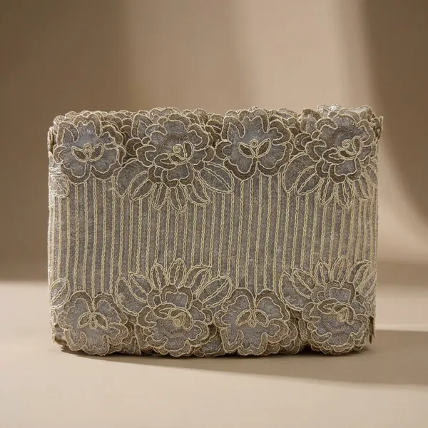 Embroidered_Floral_Lace_Trim_–_Traditional_Design