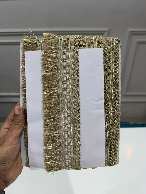 Decorative_Golden_Fringe_And_Beaded_Trim_Sampler