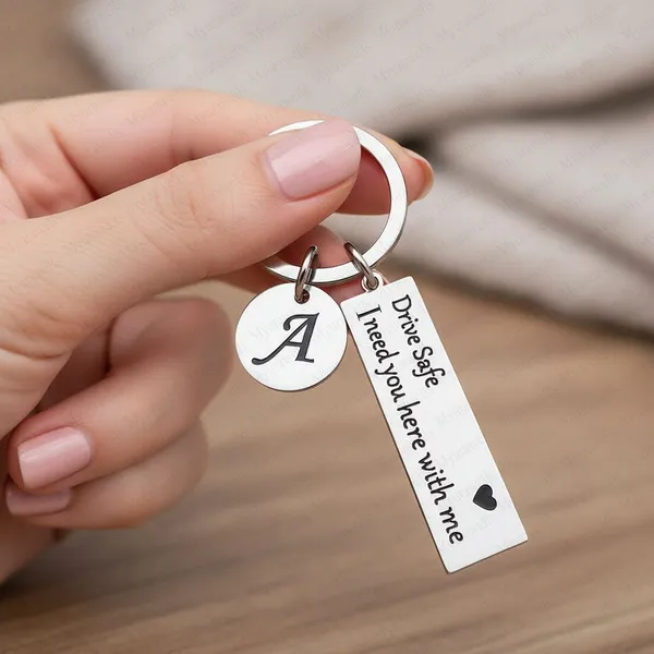 Silver_Stainless_Steel_Drive_Safe_Keychain_With_Initial_Letter_For_All