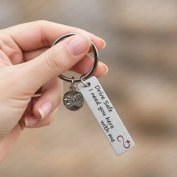 Silver_Stainless_Steel_Drive_Safe_Keychain_With_Initial_Letter_For_All