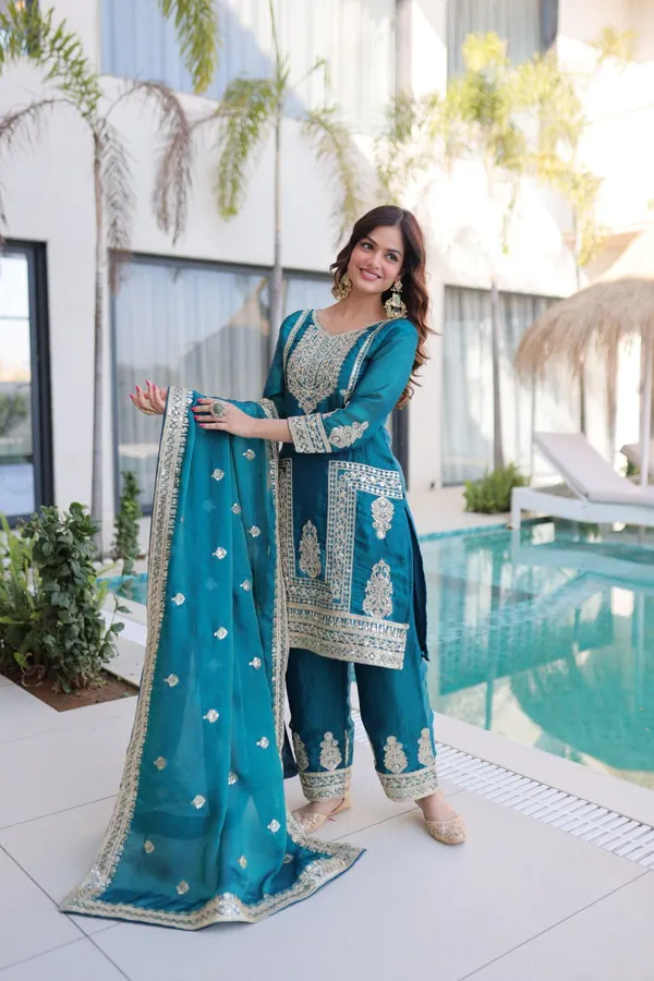 Pink_Embroidered_Pakistani_Salwar_Kameez_Suit_Set_With_Dupatta_Festive_Ethnic_Wear_For_Women