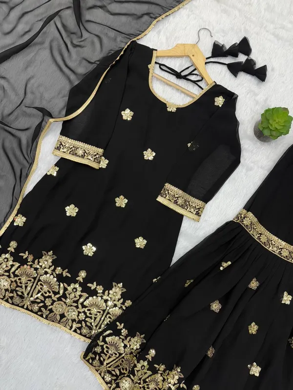 Black_Ethnic_Wear_Kurta_Pajama_With_Dupatta_For_Women