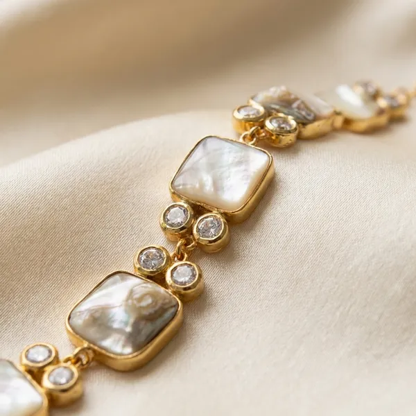 Riona_Noor_Bracelet_For_Women