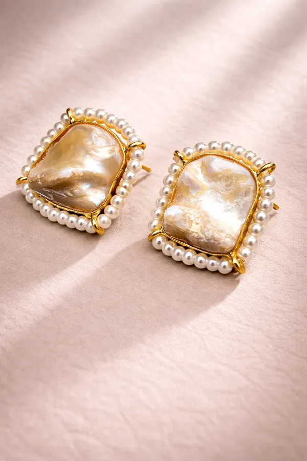 Kiyara_Luxe_Studs_For_Women