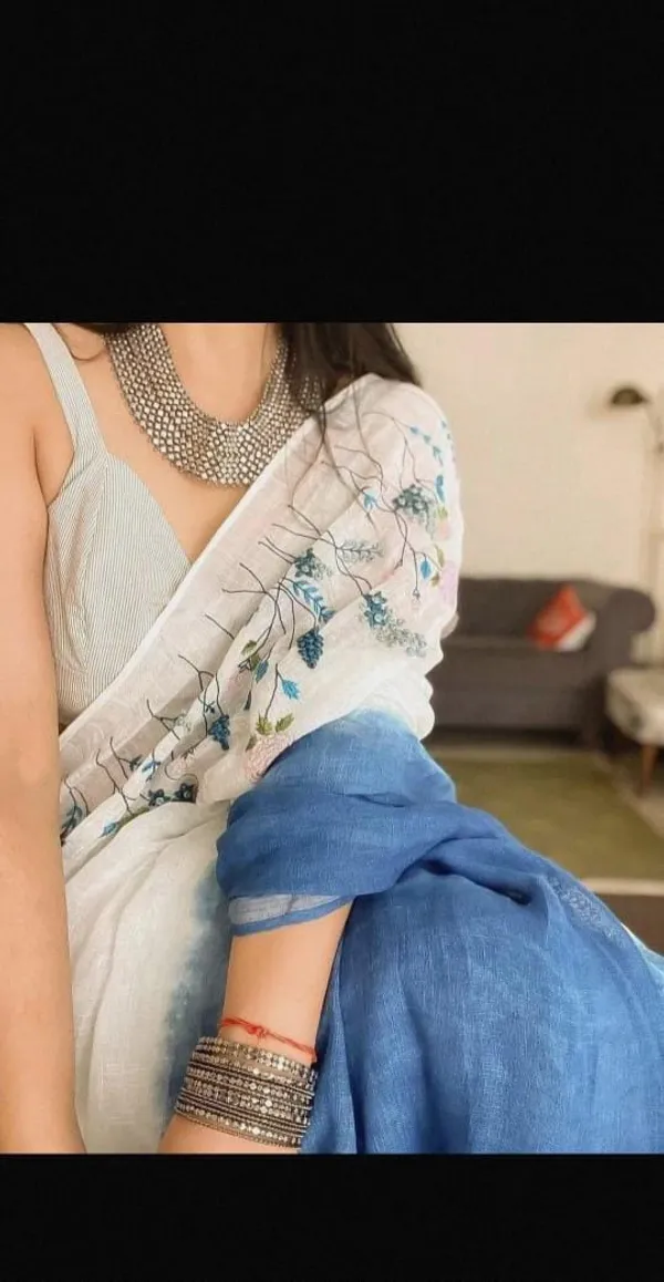 Blue_And_Offwhite_Linen_Saree_For_Women