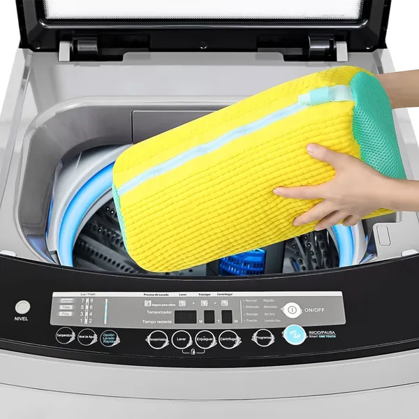 Shoe_Washing_Bag_With_Microfiber_Chenille_Lining_Zipper