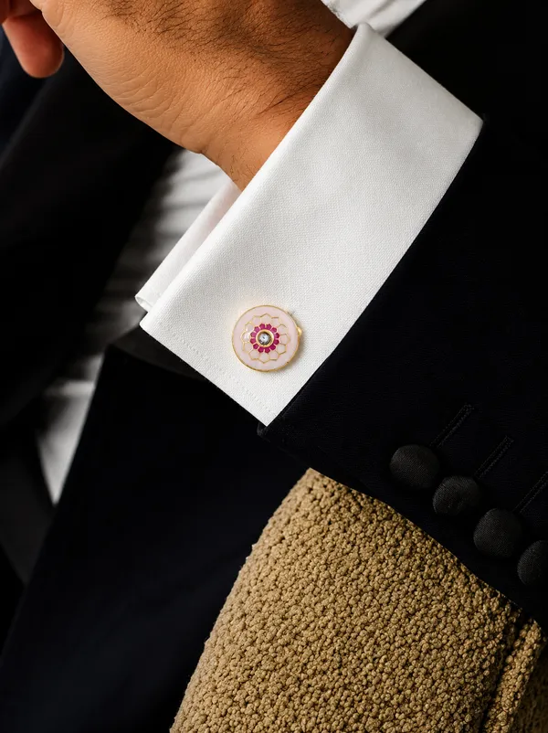 Blush_Petal_Crest_Cufflinks