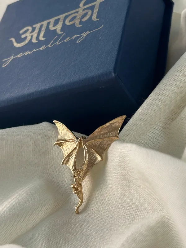 Bat_Brooch