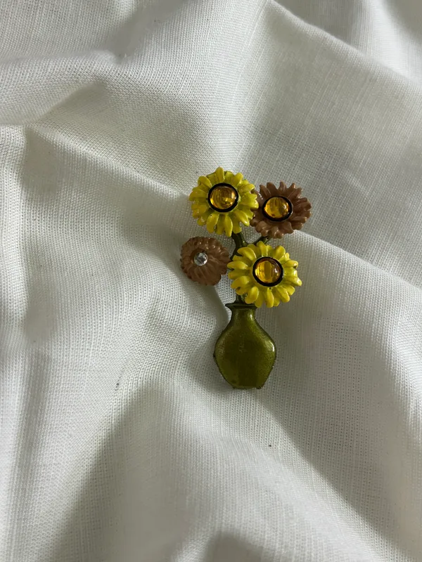 Bouquet_Brooch_(IMPORTED)