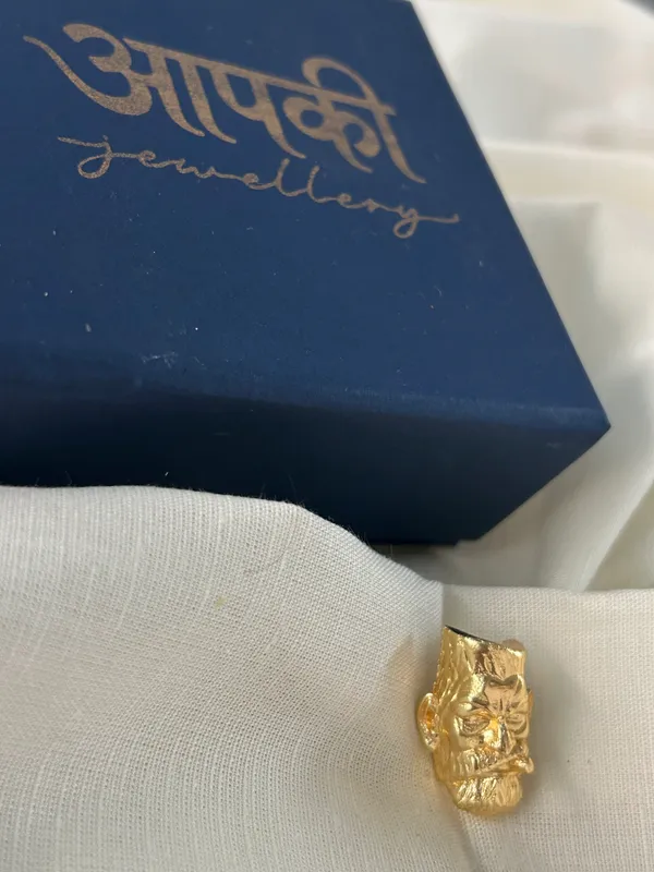 Cigrette_Brooch