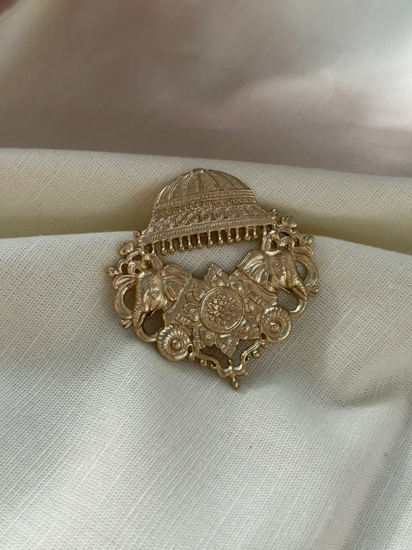 Elephant_Brooch