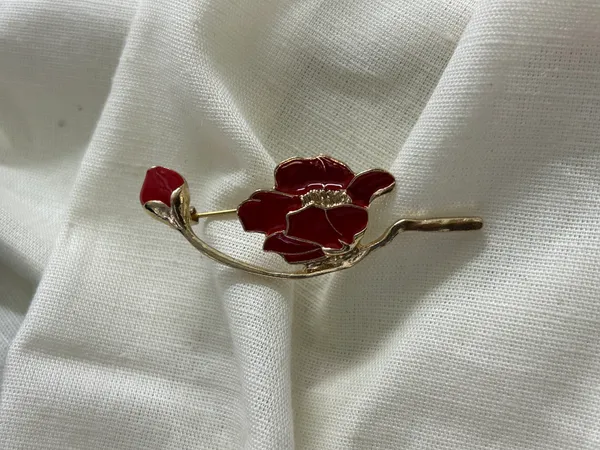 Flower_Brooch
