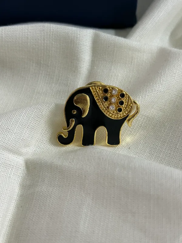 Black_and_Gold_Elephant_Brooch
