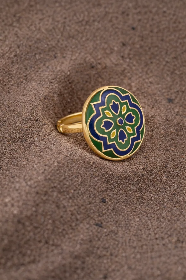 Green_&_Blue_Ring