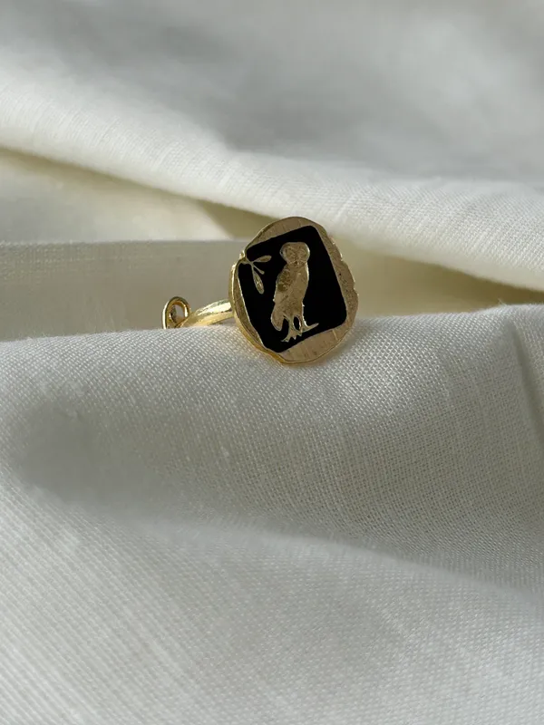 Egyptian_Black_Owl_Ring_with_Gold_Finish