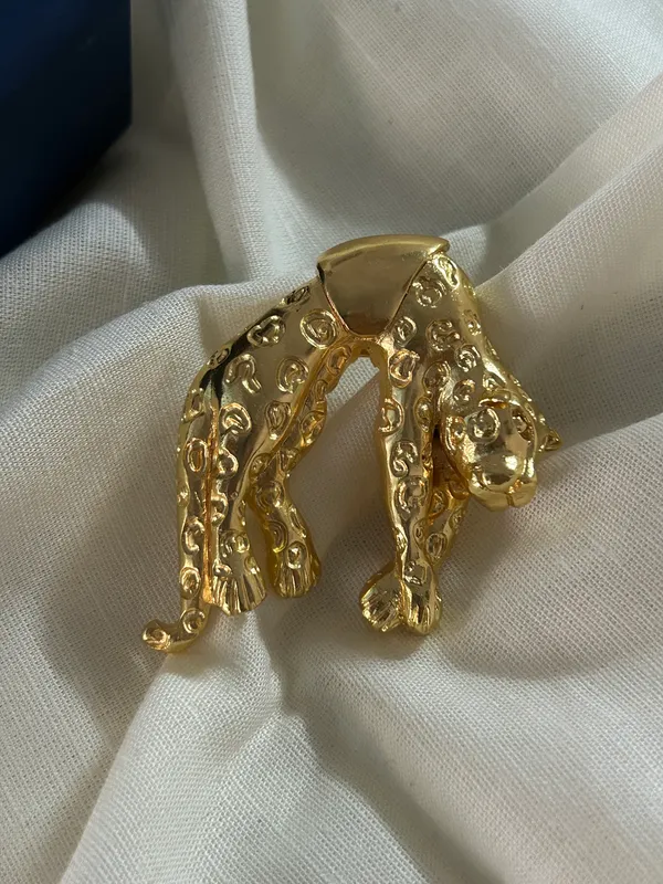 Sleeping_Panther_Brooch
