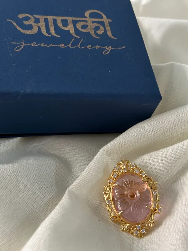 Morganite_Carving_Brooch