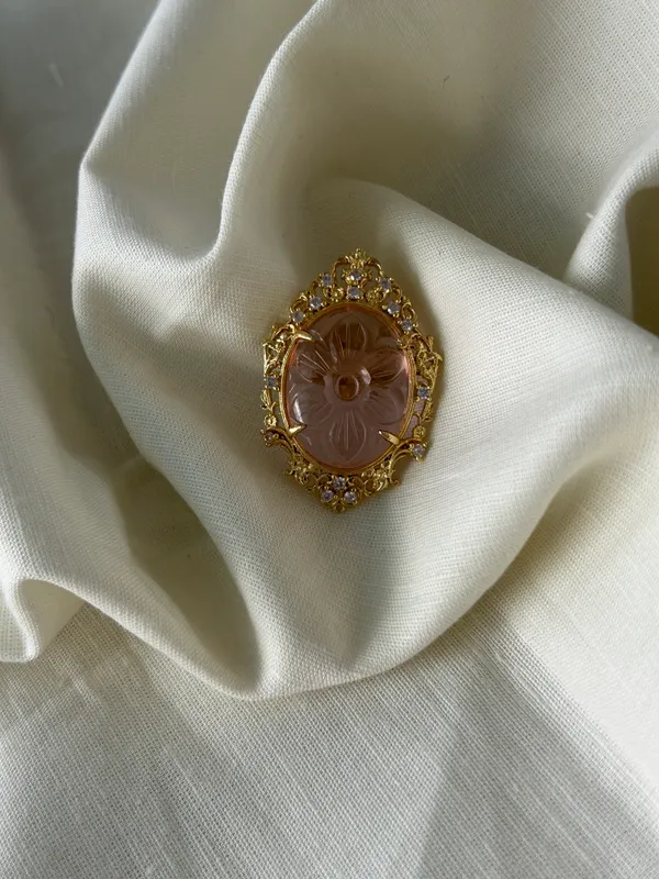 Morganite_Carving_Brooch