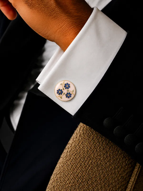 Pichwai_White_Cufflink