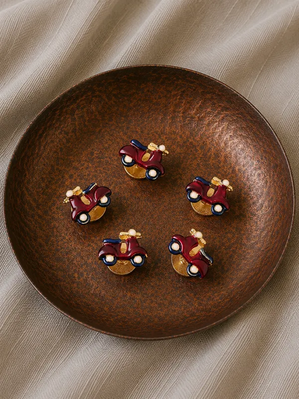 Scooter_Kurta_Buttons
