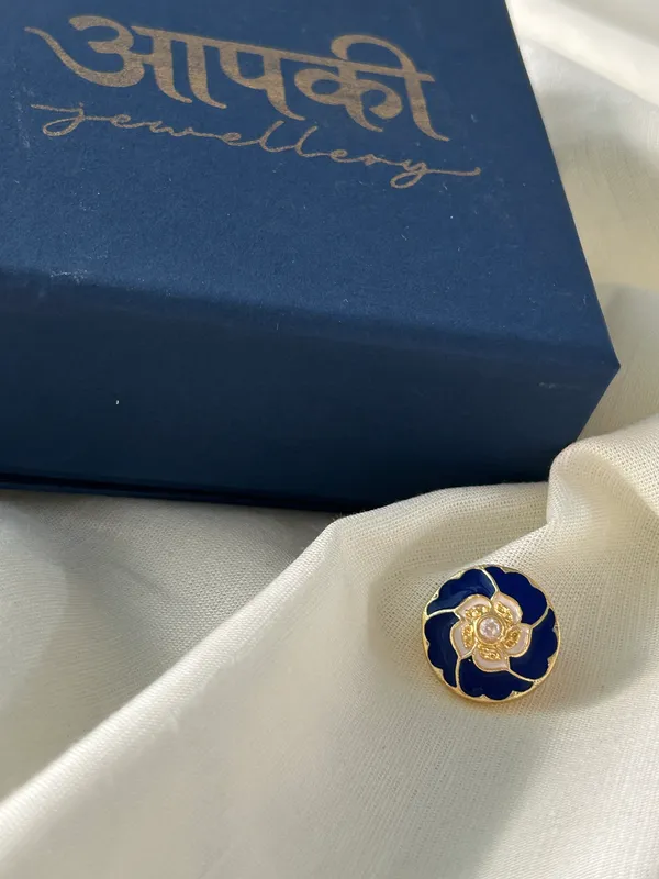 Blue_Bloom_Brooch
