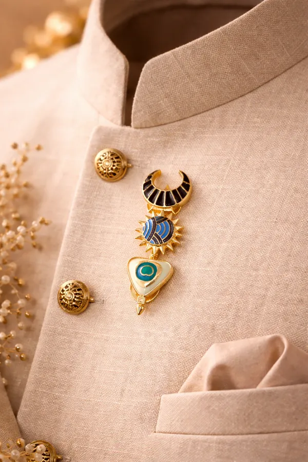 Unique_Feather_Brooch