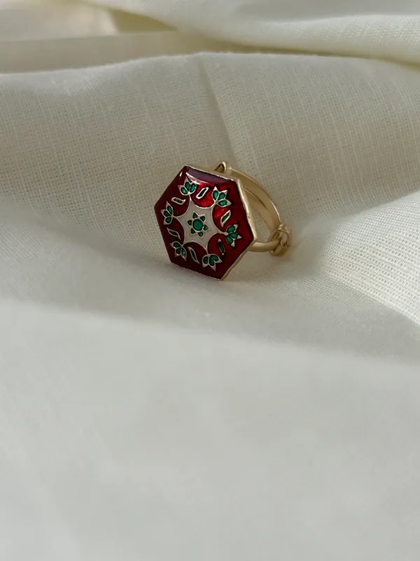 Red_Hexagon_Ring