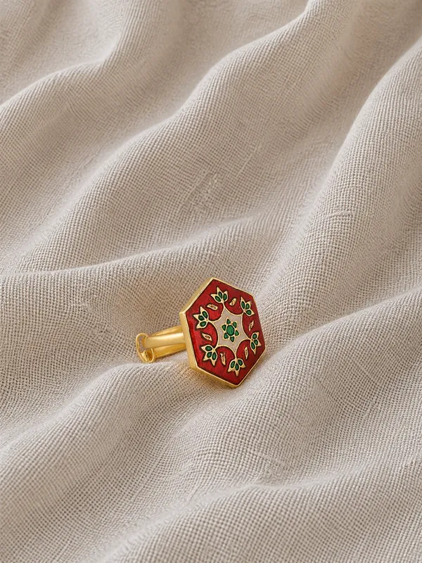 Red_Hexagon_Ring