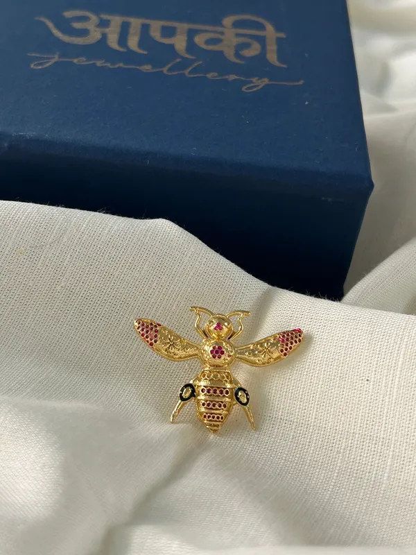 Insect_Brooch