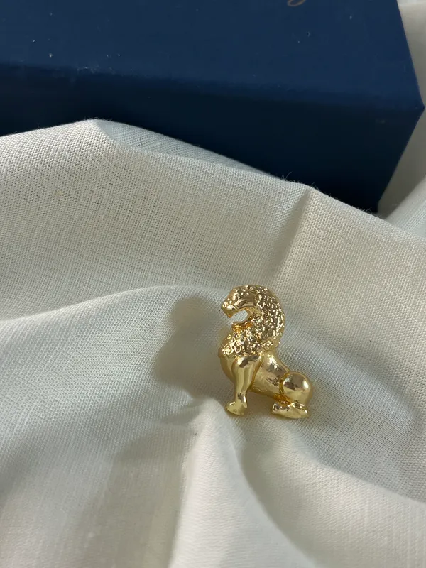 Lion_Brooch