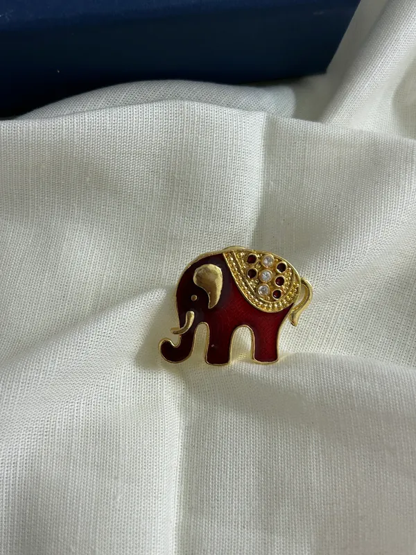 Elephant_Brooch